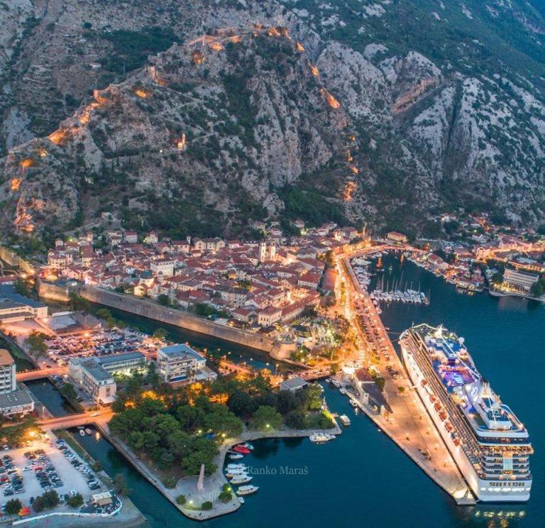 Villa Nikola Kotor Extérieur photo
